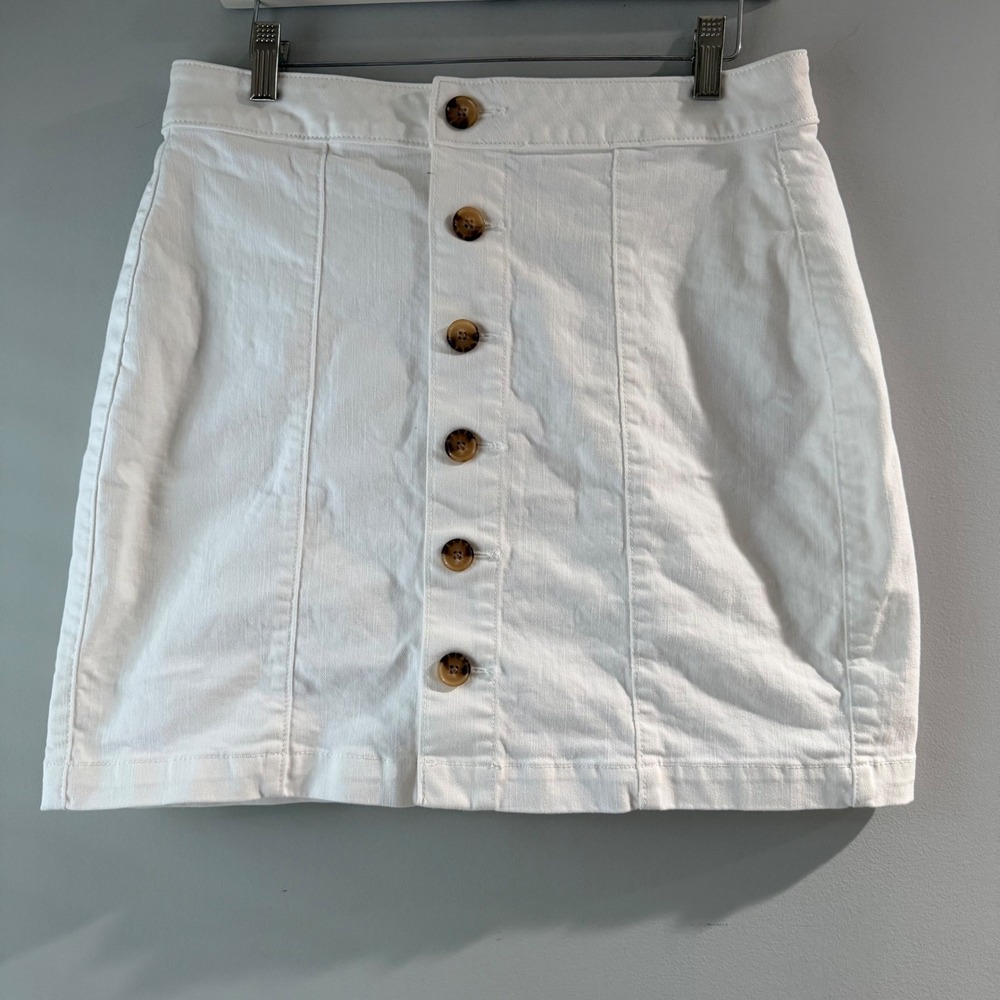 LOFT Denim Mini Skirt Womens 6 White Excellent Button Front High Waisted Cotton